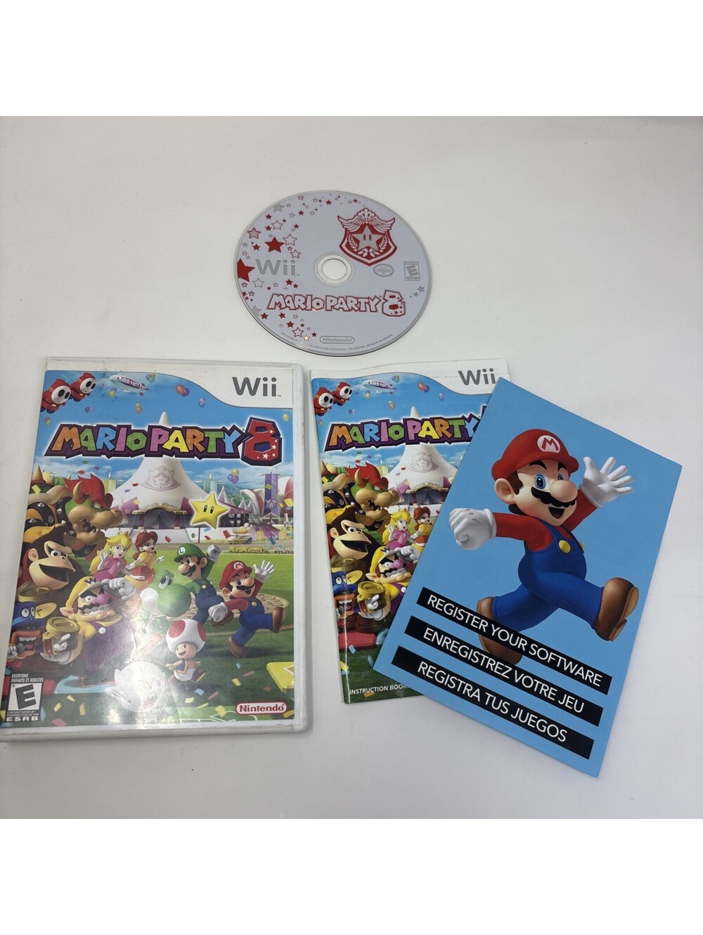 Mario Party 8 COMPLETE  CIB w Manual Nintendo Super Mario Bros Wii